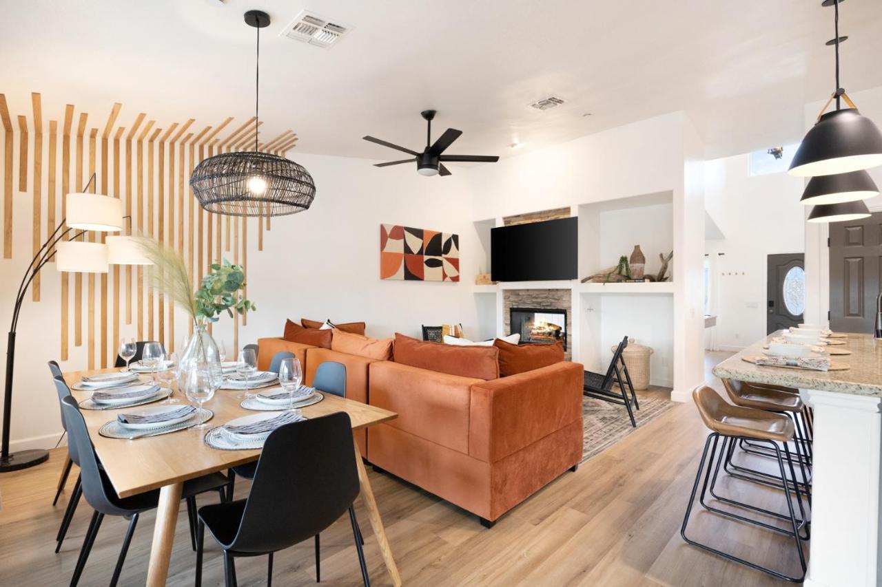 Alana House - Pool, Hot Tub, Bbq, Fire Pit And Walk To Hikes! Home جوشوا تري المظهر الخارجي الصورة