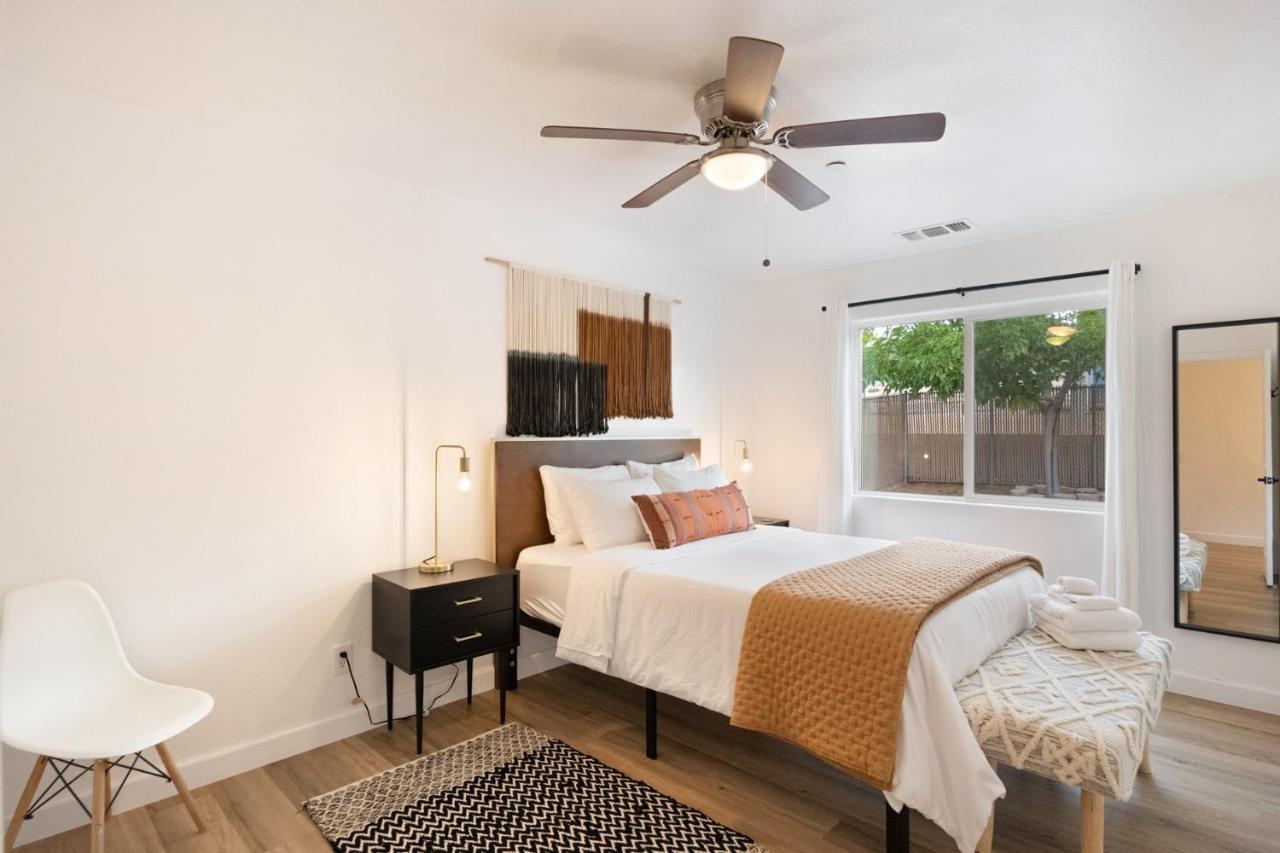 Alana House - Pool, Hot Tub, Bbq, Fire Pit And Walk To Hikes! Home جوشوا تري المظهر الخارجي الصورة